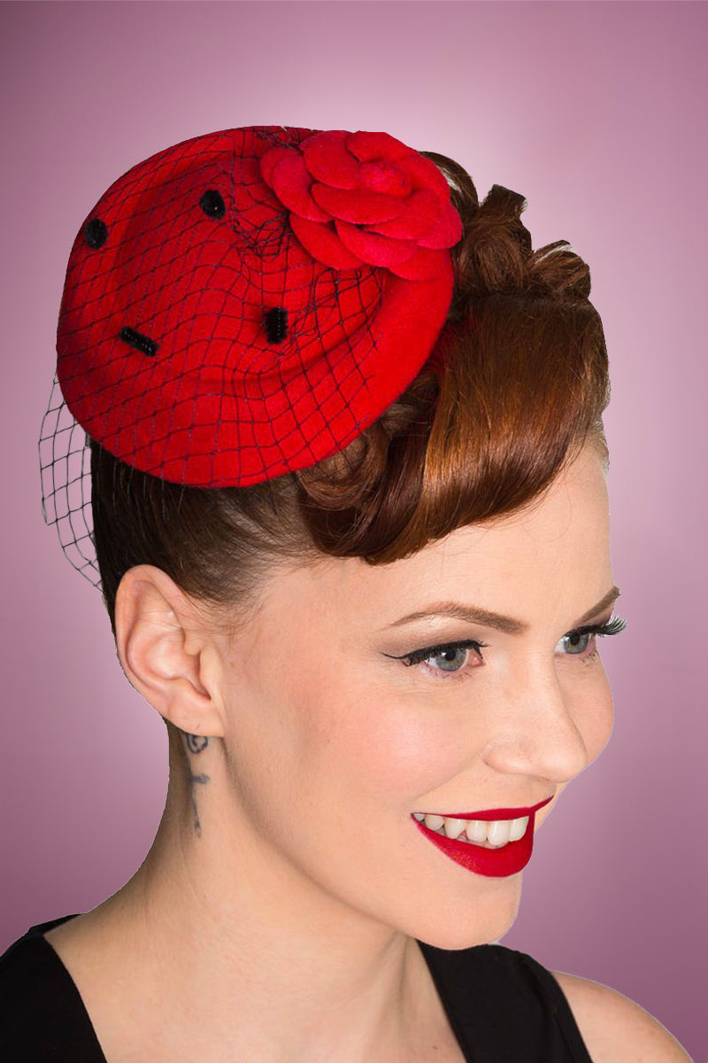 Audrey Fascinator - Red