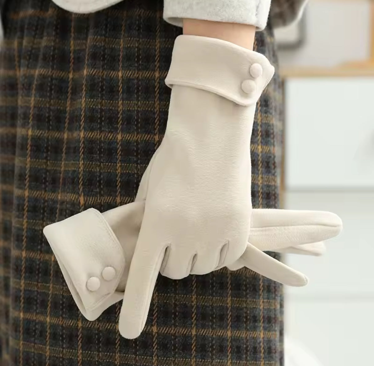 Fleece Lined Glove in Ivory