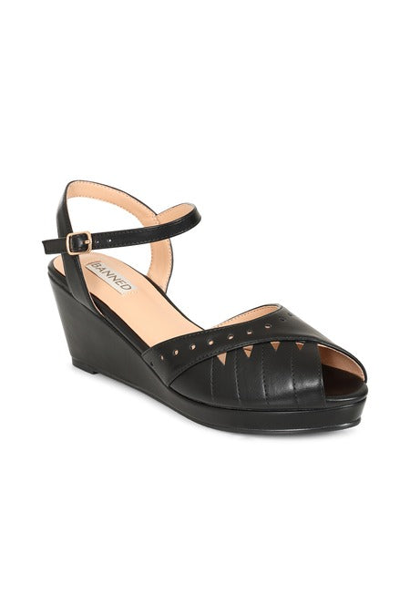 Wendy Wedges in Black
