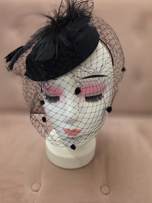 Maud Fascinator - Black