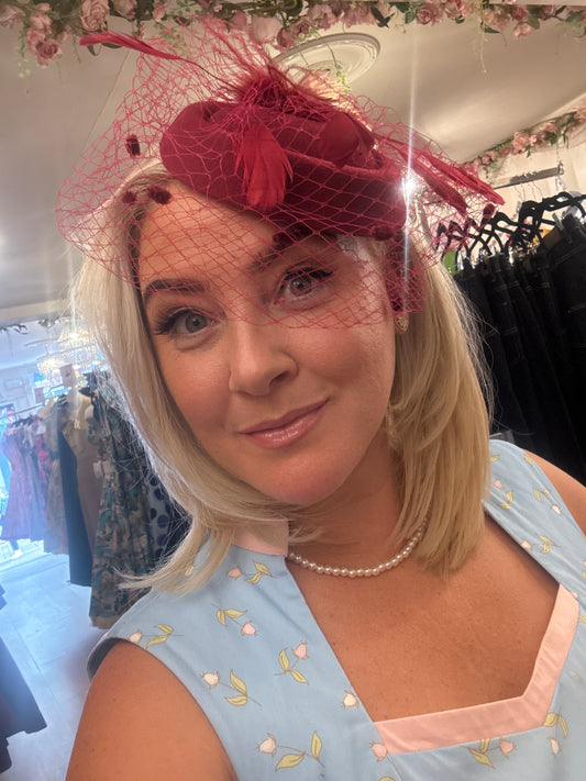 Maud Fascinator - Burgundy